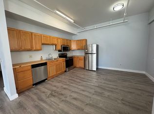 16 Park St #24, Springfield, VT 05156