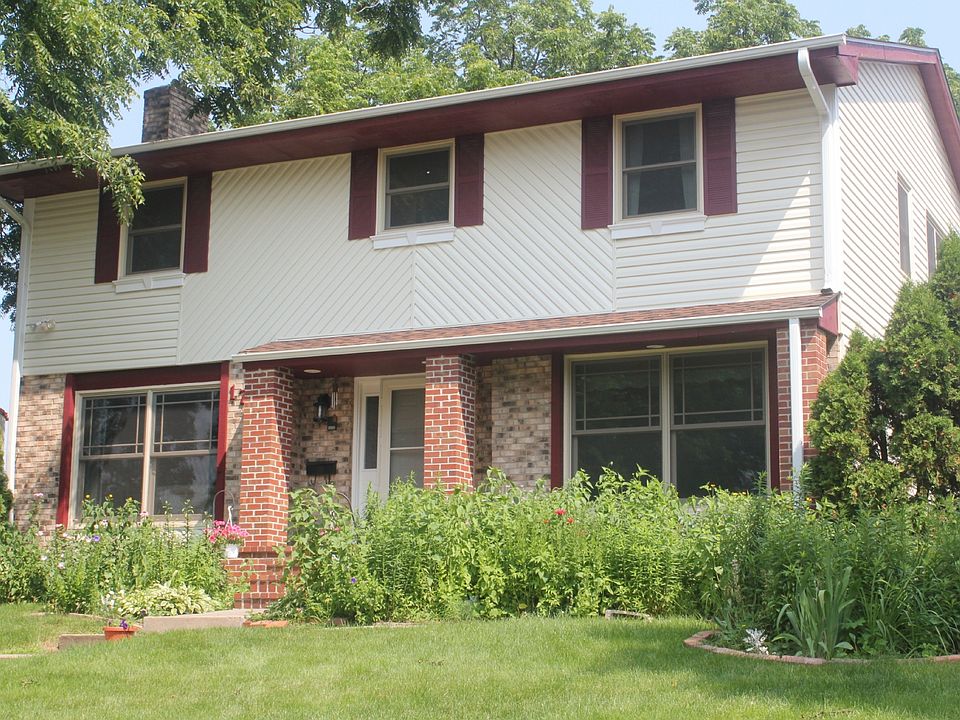 1st image of 1741 Hillcrest Ave