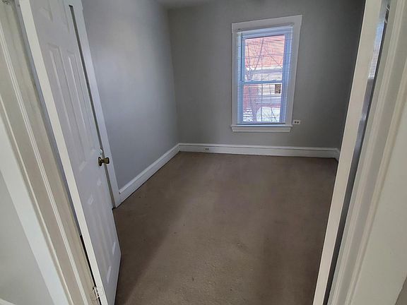 5th image of 3806 W 37th St