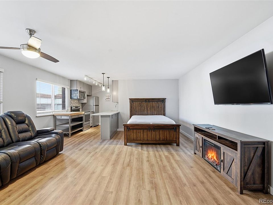 1st image of 855 N Pennsylvania Street #208