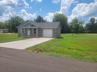 25 Carlton Cv, Savannah, TN 38372
