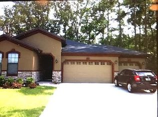 492 Amber Creek Dr, Jacksonville, FL 32218