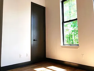 Rented by SCOUTBK.COM