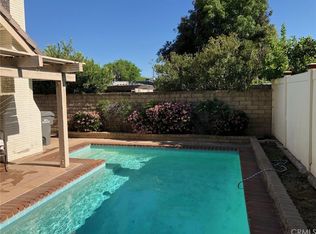 27045 Rio Bosque Dr, Santa Clarita, CA 91354