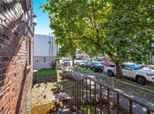 324 25th Avenue S, Seattle, WA