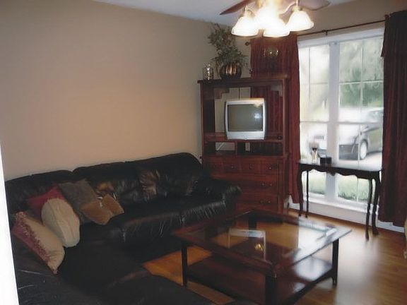 3rd image of 3705 Kipling Dr