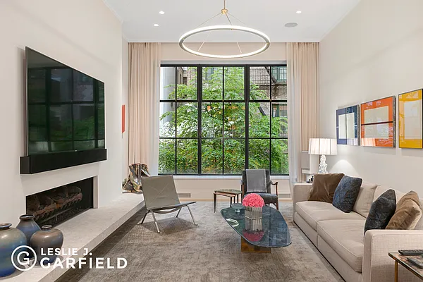 Sold by Leslie J. Garfield | media 1