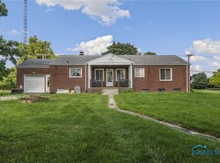 1337 S Coy Rd, Oregon, OH 43616