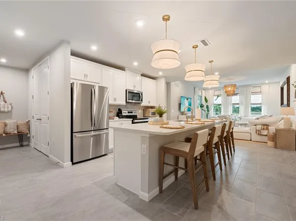 4638 Arboretum Cir Unit 102, Naples, FL 34112