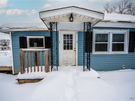 2nd image of 2660 Grace Ave