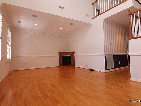 3rd image of 16 S Church St #1