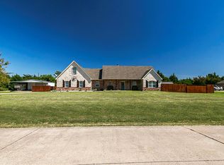 4030 Zachs Ct, Midlothian, TX 76065