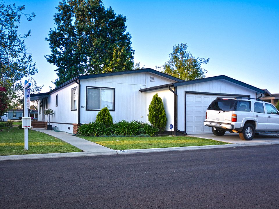 1st image of 450 Dewberry Ln #106