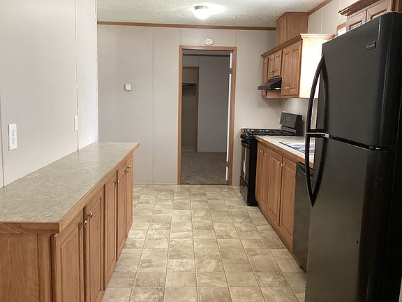 3rd image of 2930 Arbutus St #615
