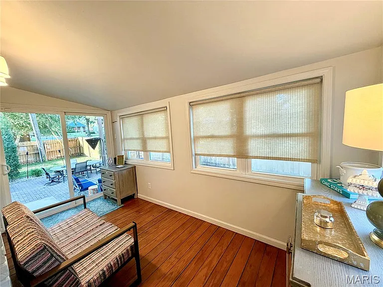 22 Stratford Ln — Photo 11