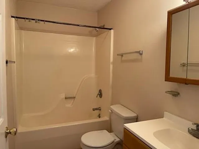 258 Wildwood St #2B — Photo 6