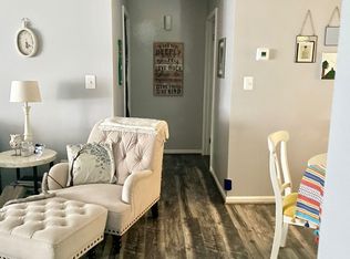 2271 Hunters Run Dr, Reston, VA 20191