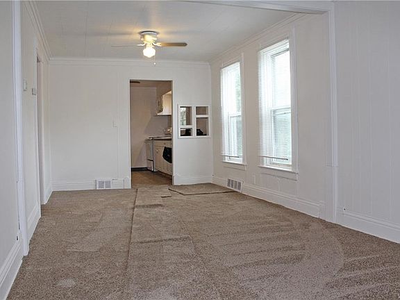 4th image of 77 Villa Ave
