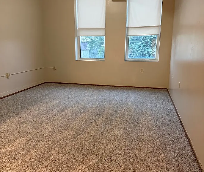 416 Sullivan Ave W #305 — Photo 1