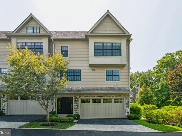 13 Overlea Way, Erdenheim, PA 19038