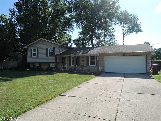 1st image of 2343 Oak Trace St