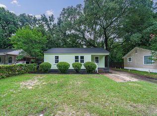 1217 Burke St, Hanahan, SC 29410