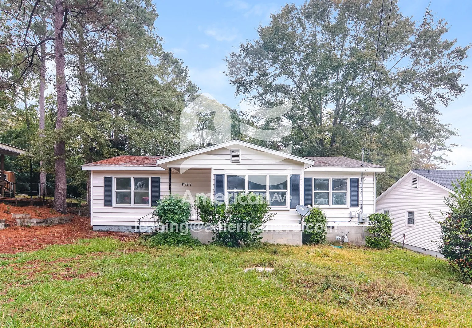 3 bed, 1.0 bath, 1344 sqft, $997 — Photo 3