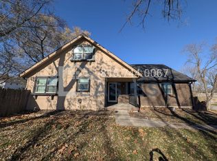 8700 NW Old Stagecoach Rd, Kansas City, MO 64154