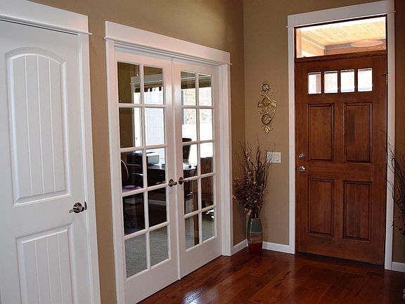 4th image of 63146 Peale St