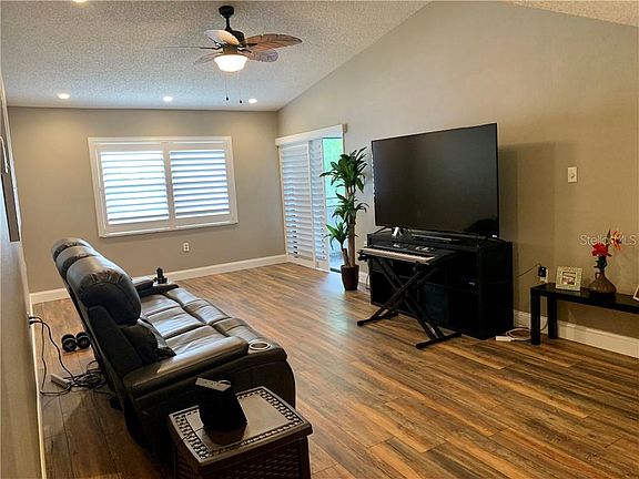 4th image of 2587 Countryside Blvd #6307