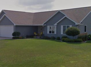 N9427 Handel Dr, APPLETON, WI 54915