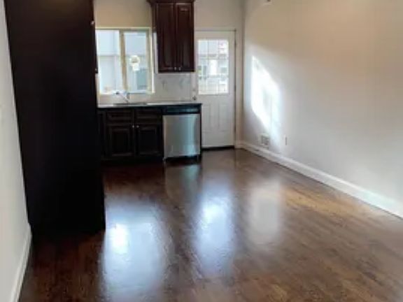 2nd image of 305 Netherland Ave #1