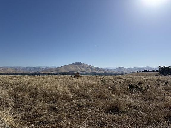 3rd image of 1900 N Piedra Rd