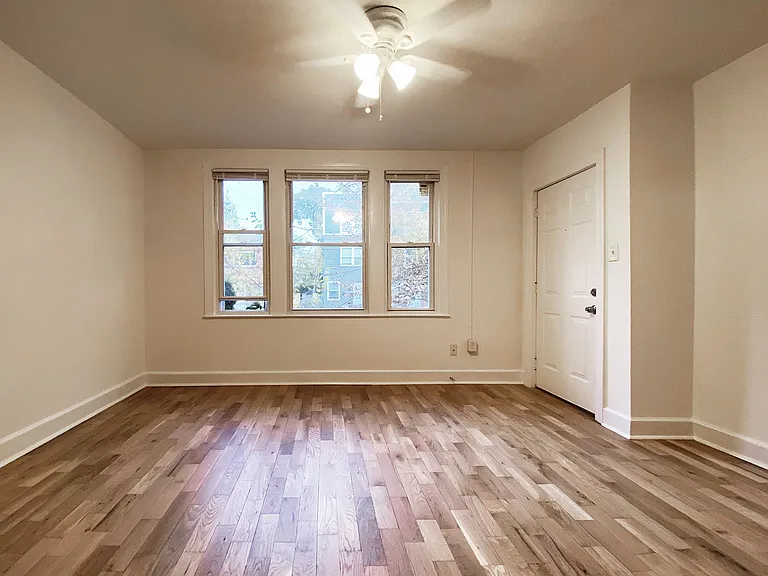 3217 Dubois Pl SE #2 — Photo 4