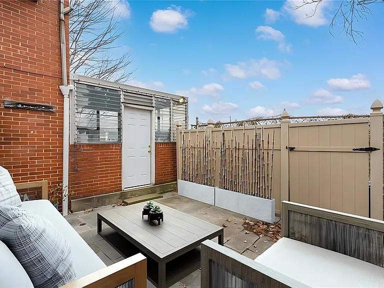 39 S 13th St — Photo 6