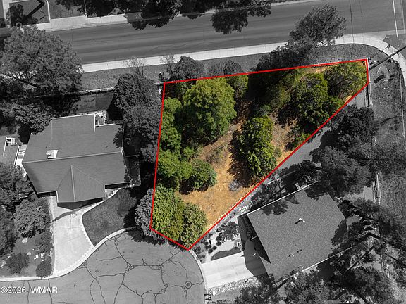 2nd image of 1541 W Huning