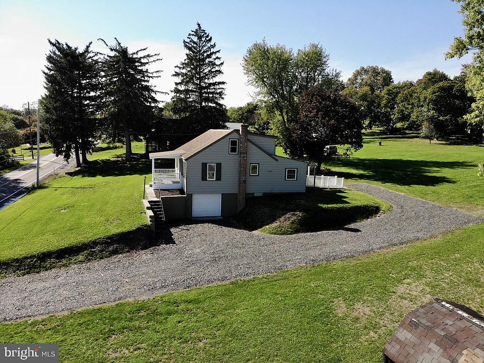331 Sweet Arrow Lake Rd, Pine Grove, PA 17963 Zillow