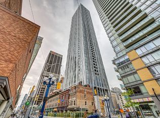 1 Yorkville Ave #1711, Toronto, ON M4W