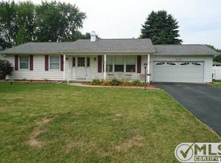 3760 Saint Anne Ave, Jackson, MI 49201