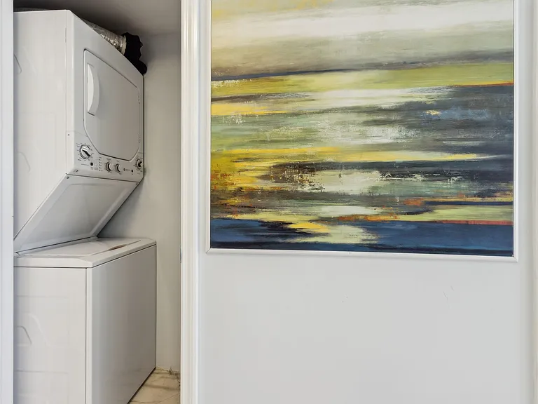 1601 Ocean Dr S #110 — Photo 30