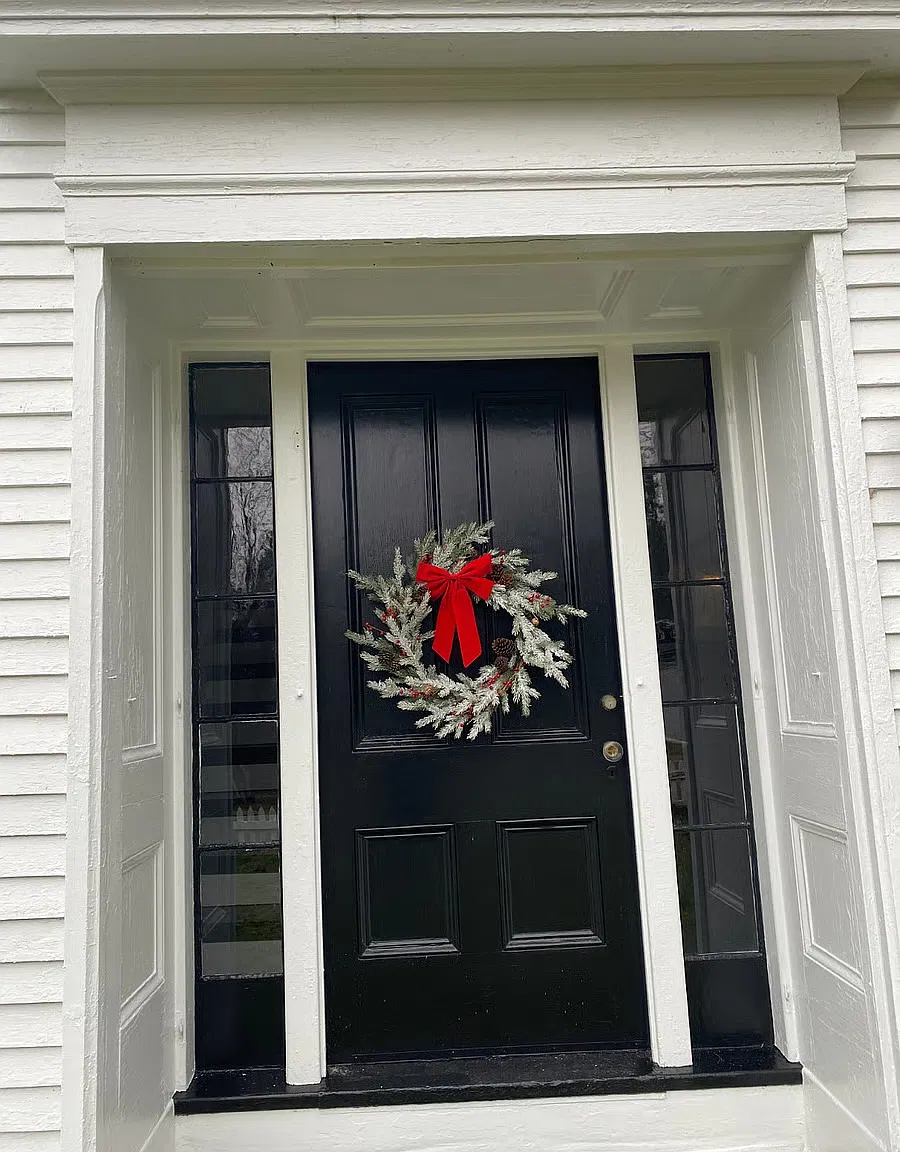 3 bed, 2300 sqft, $2,195 — Photo 3