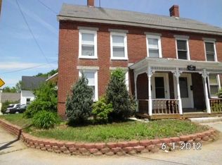 2 Chestnut St #2, Pittsfield, NH 03263