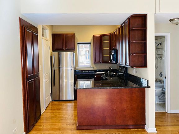 2nd image of 4838 W Hutchinson St APT 204