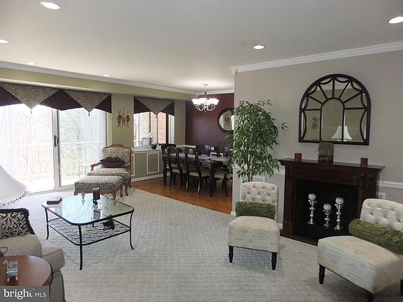 5th image of 1637 Oakwood Dr APT S410