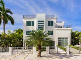 314 E Seaview Dr, Duck Key, FL 33050