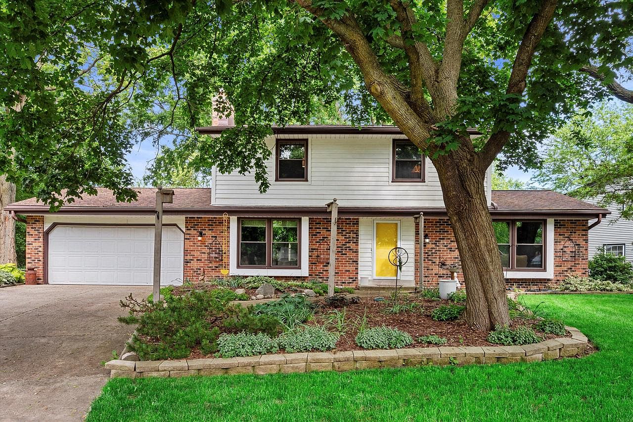 1159 Rainbow COURT, Mukwonago, WI 53149 MLS 1878011 Zillow