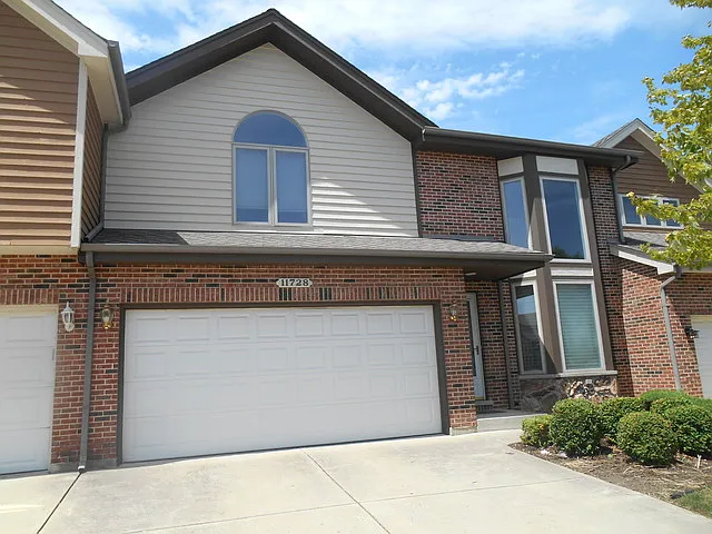 11728 Seagull Ln photo 1
