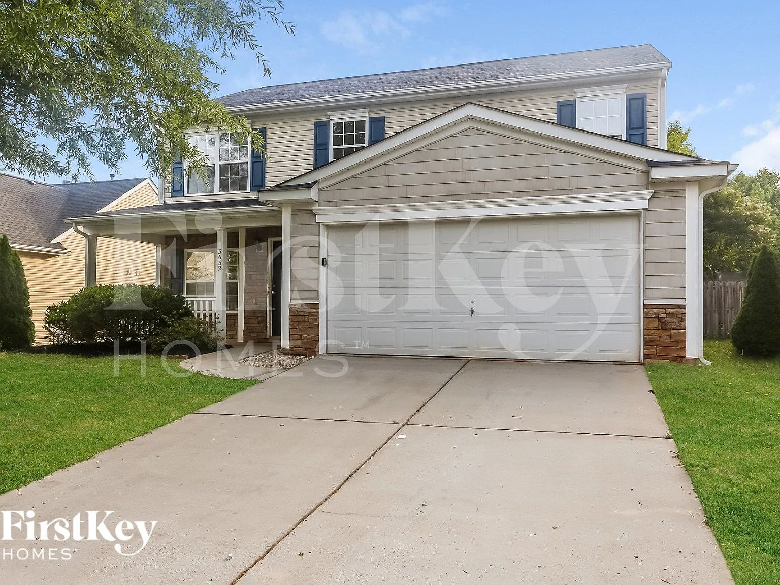 3 bed, 3.0 bath, 2012 sqft, $2,125 — Photo 1