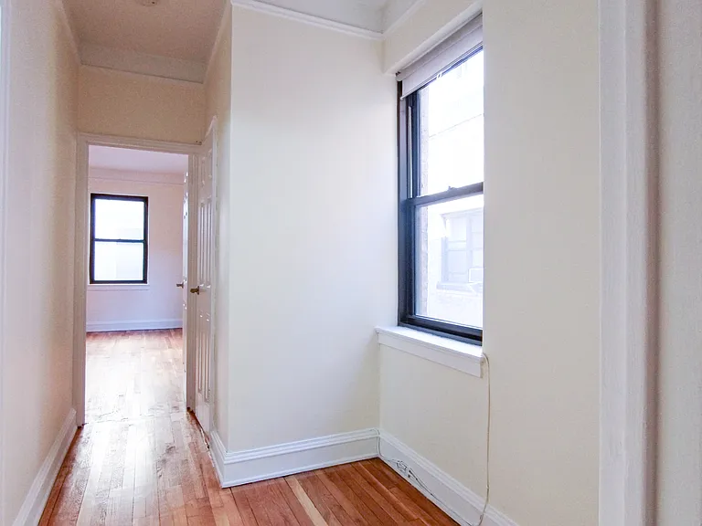 17 E 67th St #5E — Photo 10