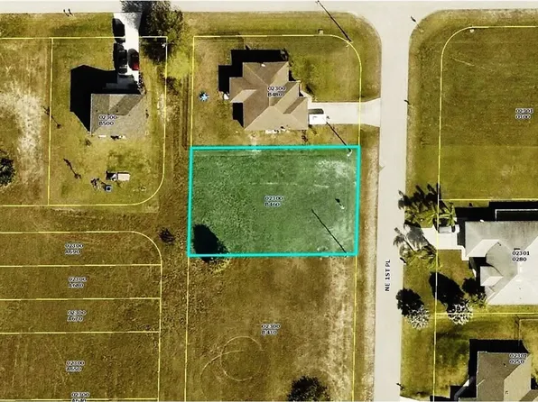 2828 NE 1st Pl, Cape Coral, FL 33909